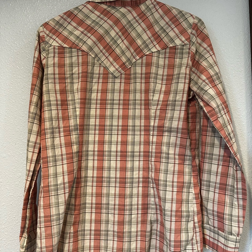 Wrangler Women’s Red and Cream Plaid Shirt Size Small - Picture 3 of 4